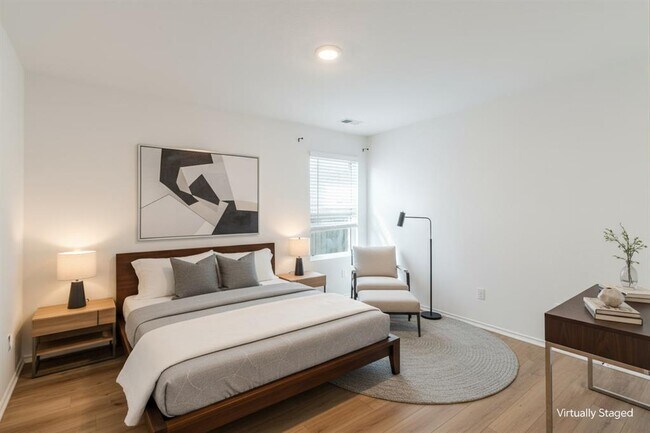 Building Photo - 1729 Catahoula Dr