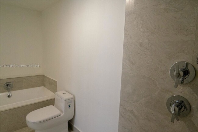 Building Photo - 488 NE 18th St