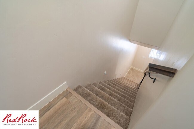 Building Photo - 1005 Tortoise Rock Dr