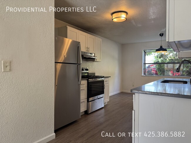 Building Photo - 3919 S Tyler St