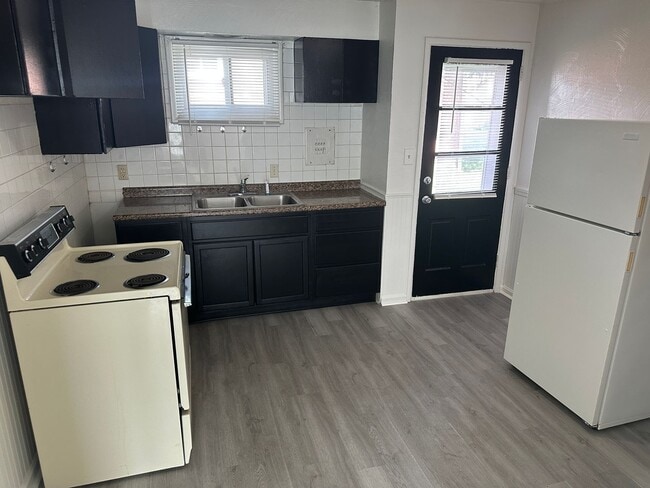 Primary Photo - Crescent St. Duplexes