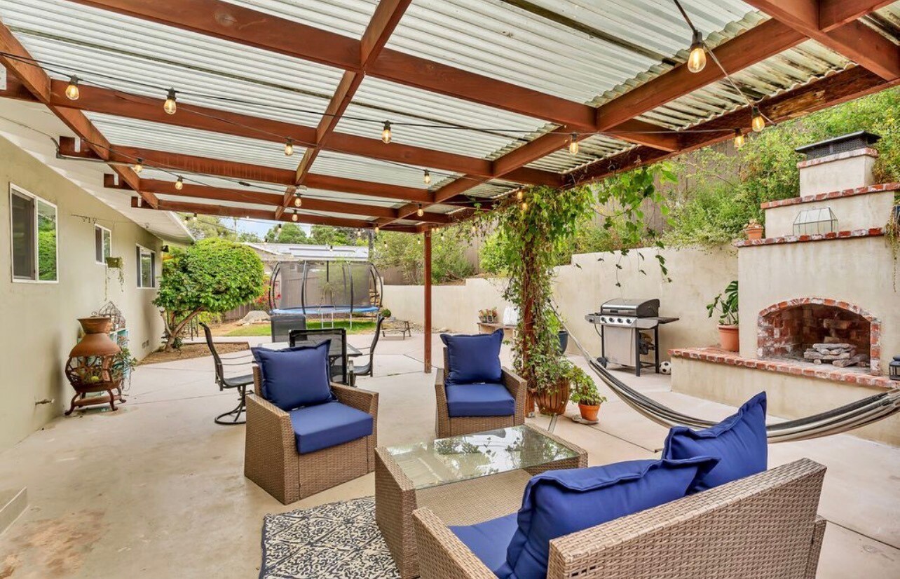 Building Photo - 9235 Camino Paz Ln