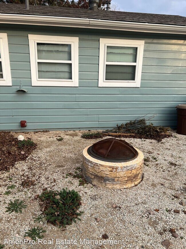 Building Photo - 3 br, 2 bath House - 626 Tomahawk Trl