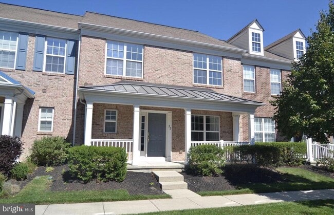 Building Photo - 23 Lumber Mill Ln