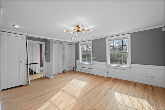 Building Photo - 82 Shingle House Rd