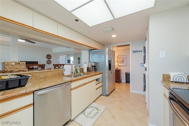 Building Photo - 5550 Heron Point Dr