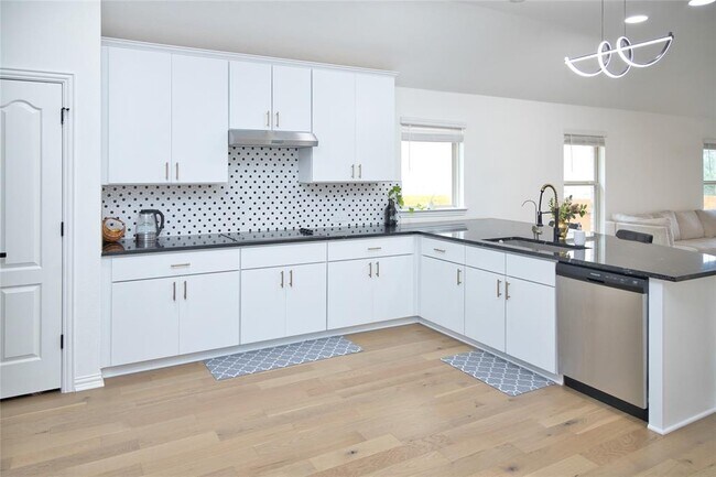 Building Photo - 1209 Cole Ests Dr