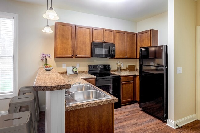 Building Photo - 51 Butler Commons Dr