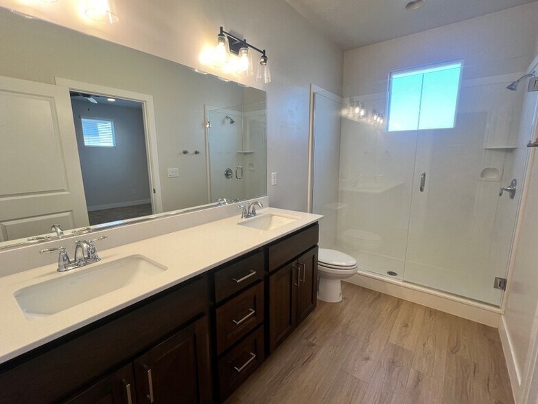 Building Photo - 843 American Beech Ln