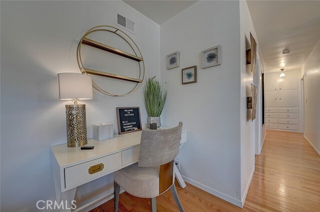 Building Photo - 444 N Shattuck Pl