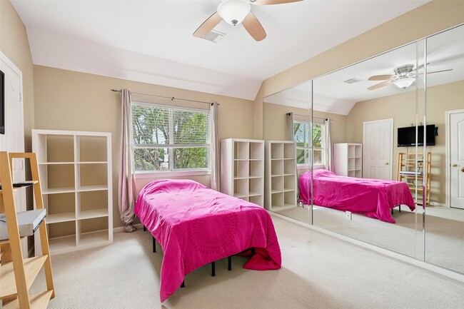 Building Photo - 3311 Charleston Ct