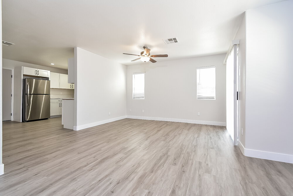 Building Photo - 5151 Souvenir Ln