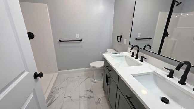 Building Photo - 217 Earle St