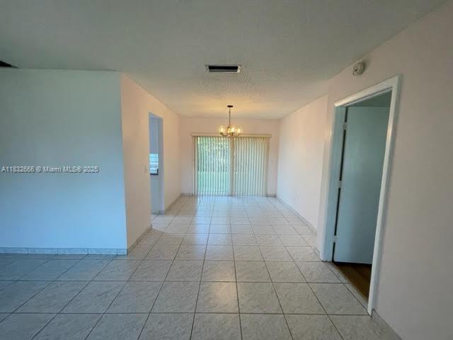 Building Photo - 6802 SW 34th Ct