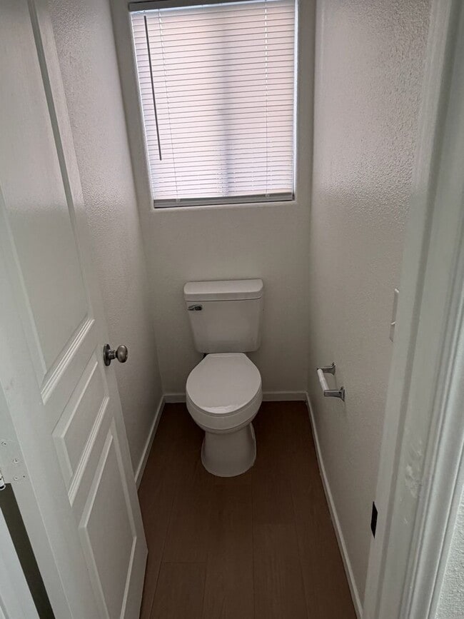 Building Photo - 1303 Vine St