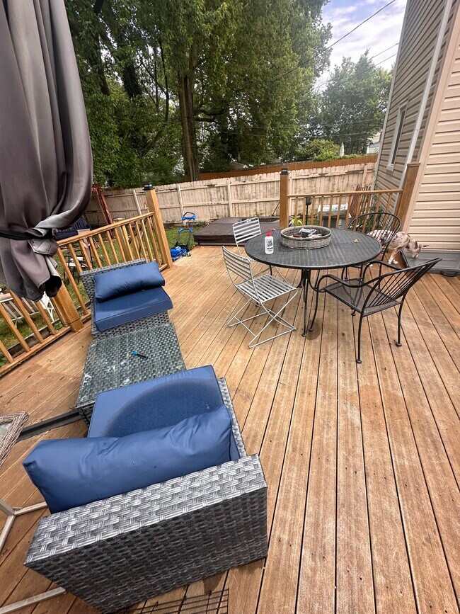 Back Patio - 1420 Meadow Rd