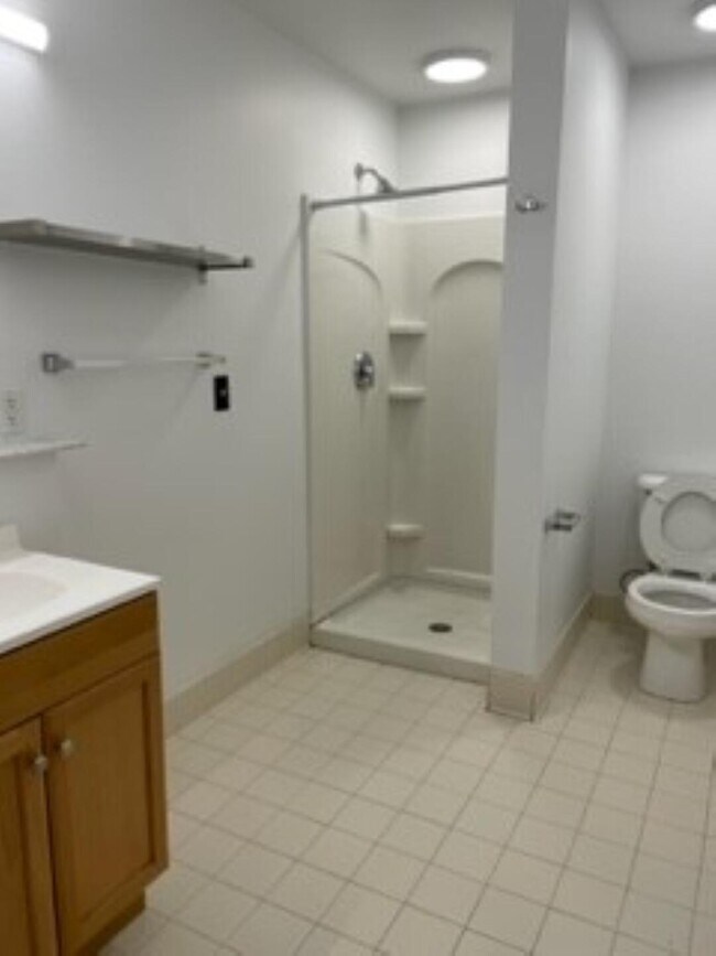 Building Photo - 208 W Michigan Ave