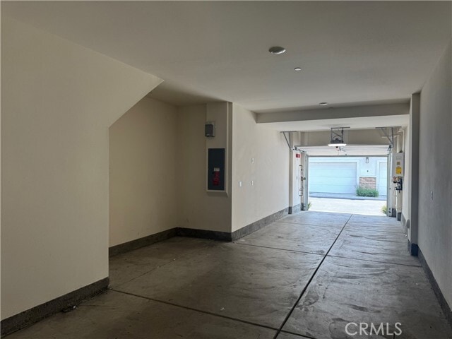 Building Photo - 306 Lockhart Wy