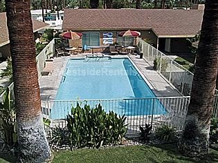 Primary Photo - 350 E Palm Canyon Dr