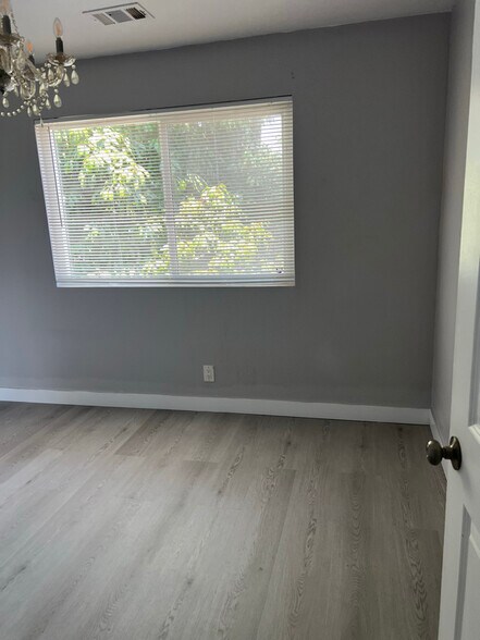Building Photo - 5316 Inglewood Blvd