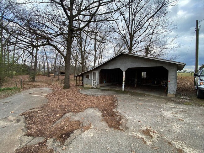 Building Photo - 9024 GA-172