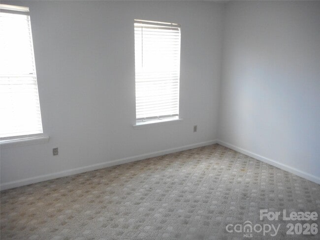 Building Photo - 8235 Circle Tree Ln