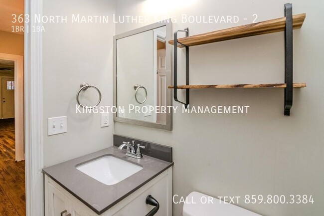 Building Photo - New 1 Bedroom Now Available!!