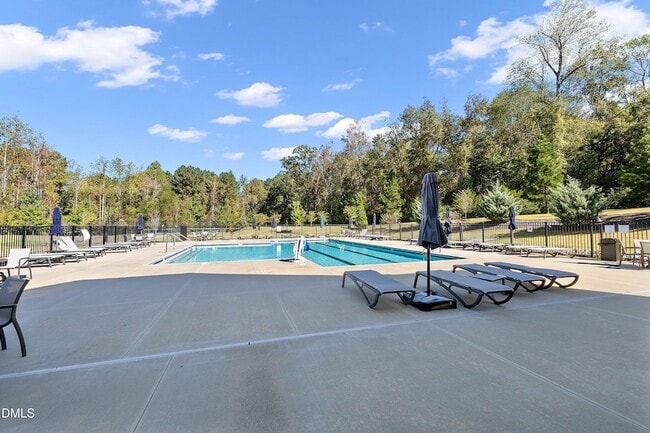 Building Photo - 115 Swain St