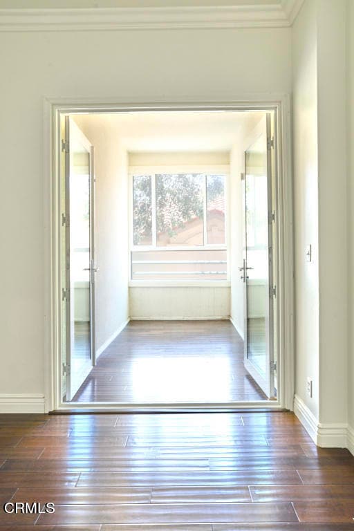 Building Photo - 4830 Elmwood Ave