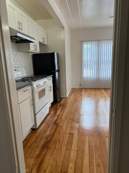 Building Photo - 1781 Orchid Ave