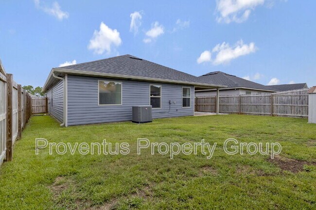 Building Photo - 2419 Privet Berry Dr
