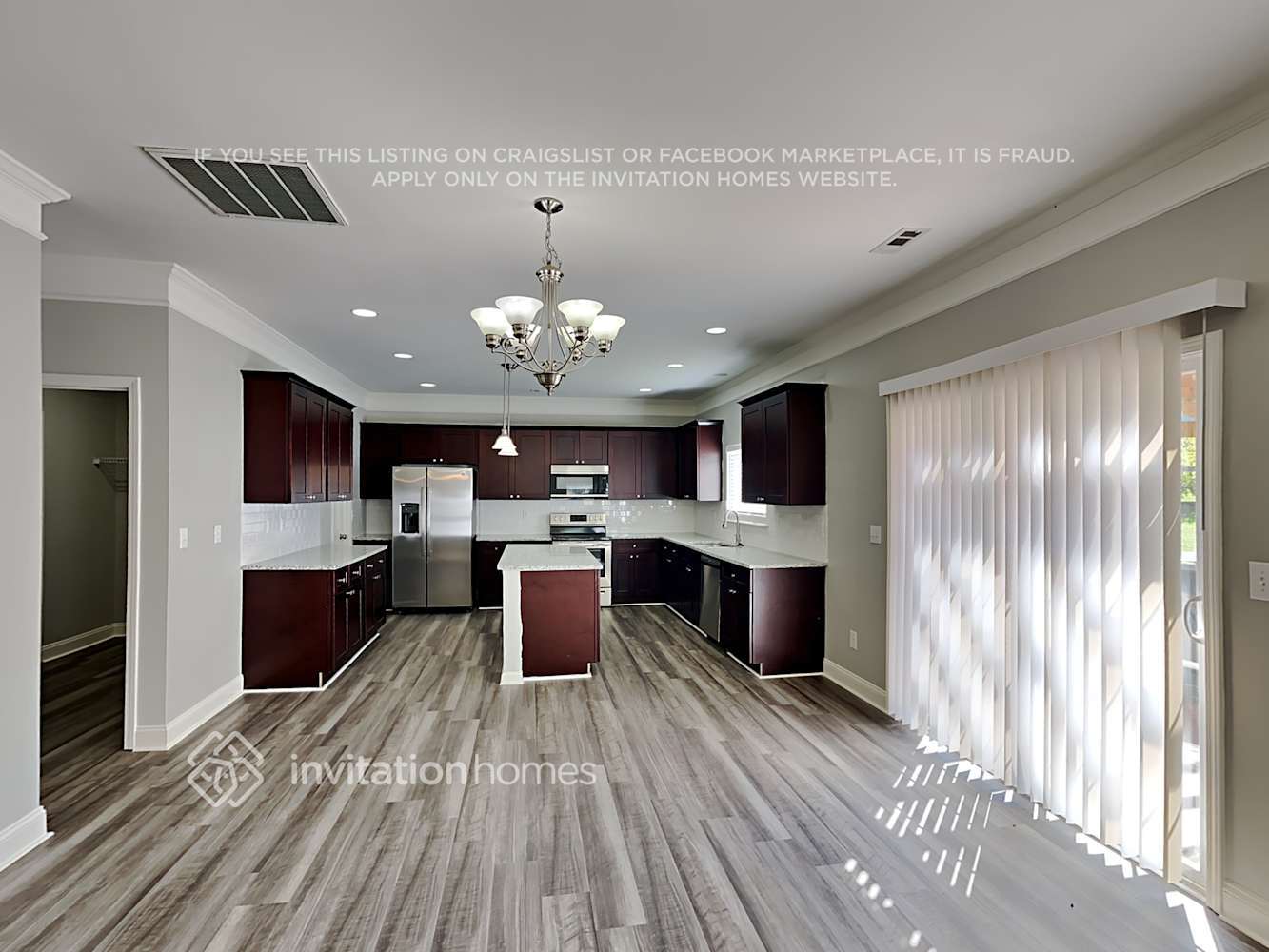 Building Photo - 9525 Durness Dr