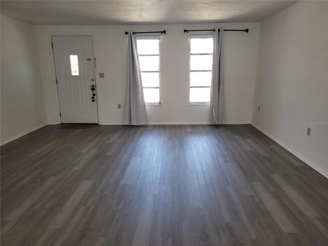 Building Photo - 6410 Tralee Ave