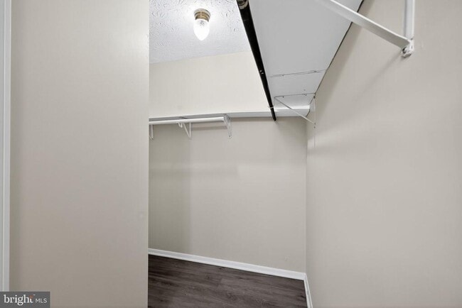 Building Photo - 3602 Castle Terrace