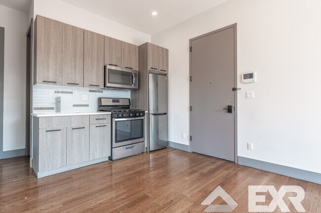 Building Photo - 1611 Sterling Pl