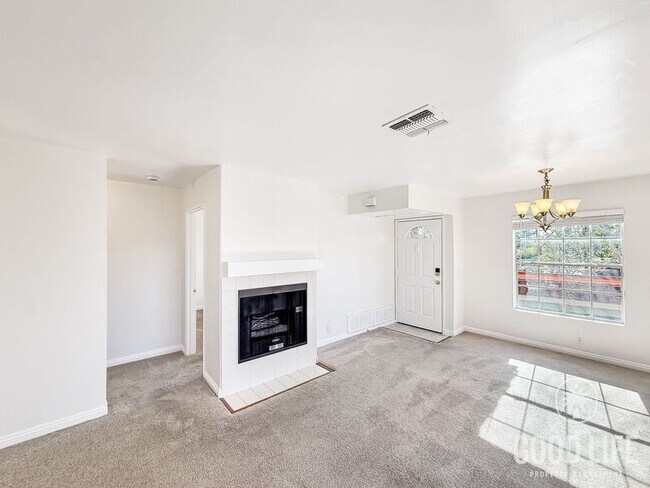 Building Photo - 10828 Aderman Ave