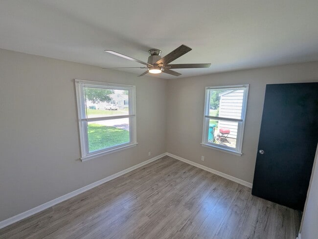 Building Photo - Bellefontaine Bliss