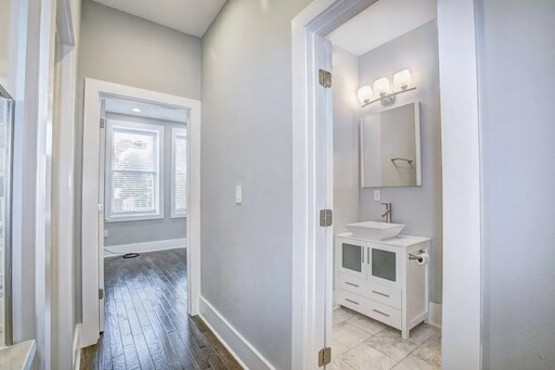 Building Photo - 1220 19th St NE