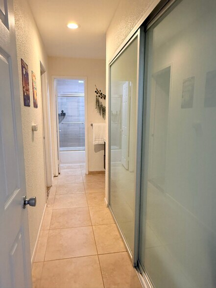 Building Photo - 7980 Mission Center Ct