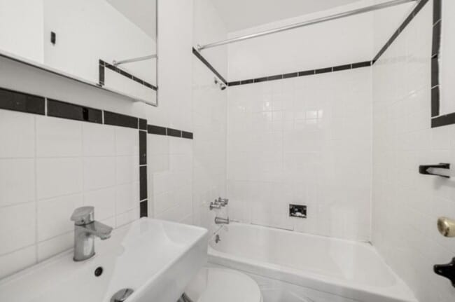 Building Photo - 0 bedroom in New York NY 10024