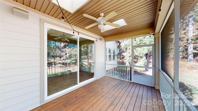 Building Photo - 11052 Preservation Park Dr