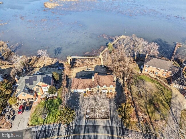 Building Photo - 18505 Cabin Rd