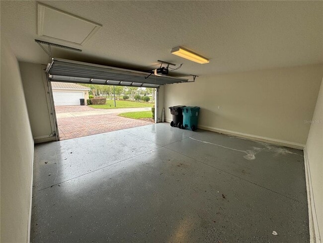 Building Photo - 11902 Lorenza Ln