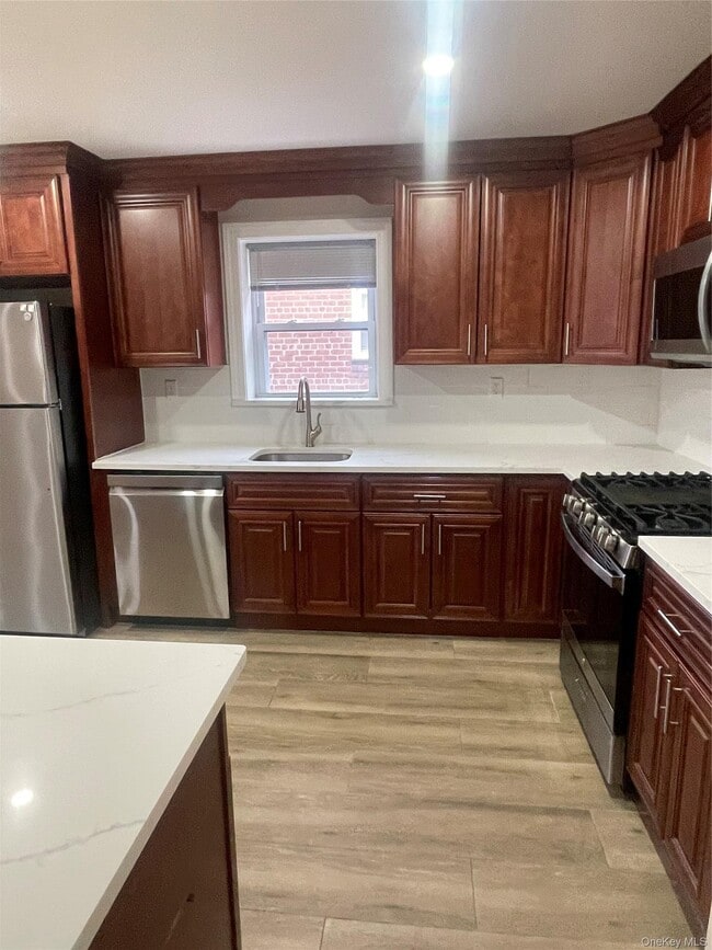 Building Photo - 1226 Bergen Ave