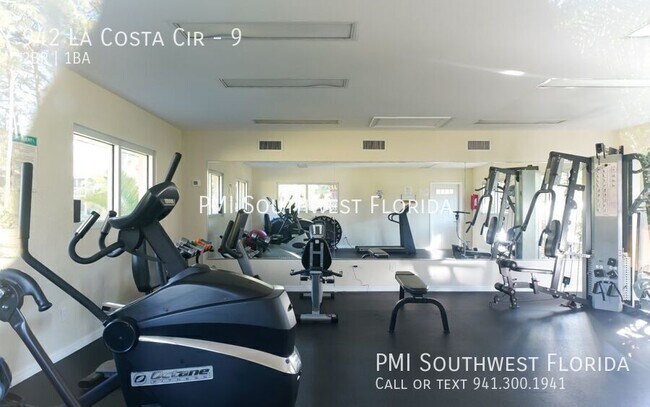 Building Photo - 942 La Costa Cir