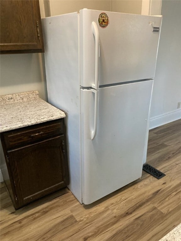 Building Photo - 15 Cutler St