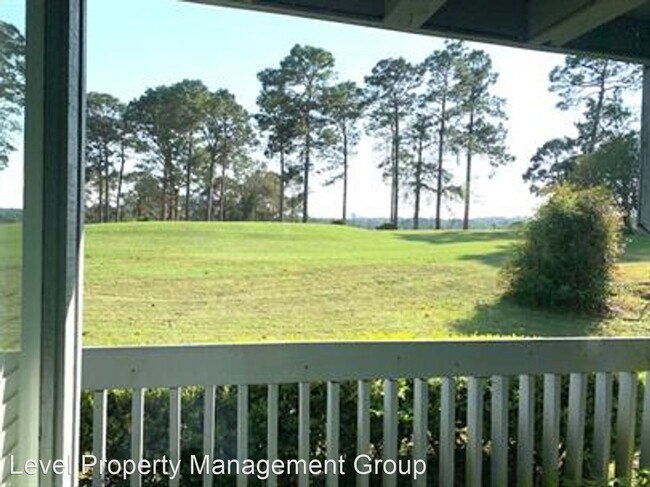 Building Photo - 1 br, 1 bath House - 106 Golf Terrace