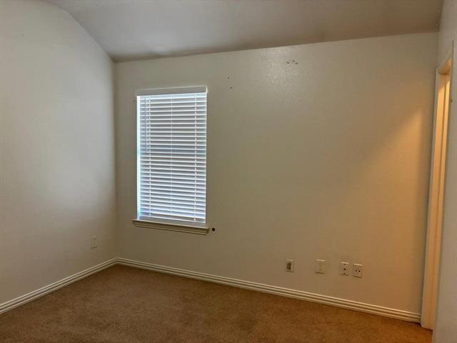 Building Photo - 515 Creekside Dr