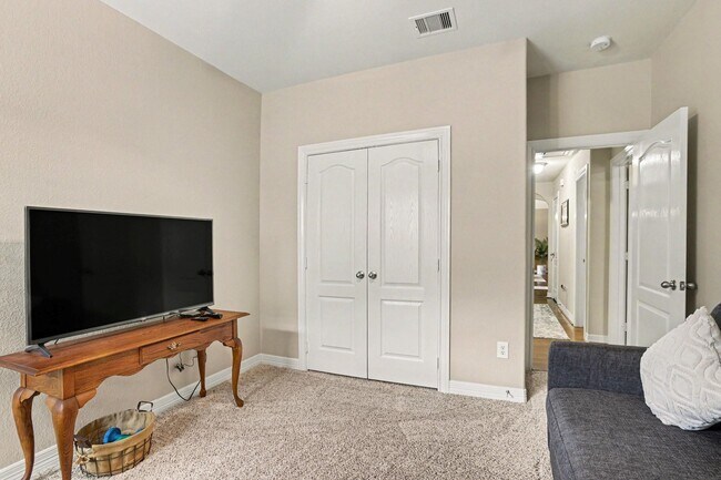 Building Photo - 6615 Crystal Forest Trail