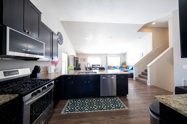 Building Photo - 8525 Titanium Cir